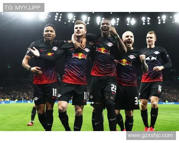 俄州足球明星阵容揭秘他们的成就与传奇故事一览无遗